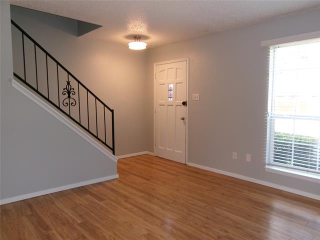 property at 92 E Mountain Creek Ct