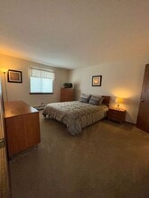 16045 Applewood Ln in Orland Hills, IL - Building Photo - Building Photo