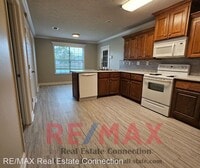 6033 Flight Ct photo'