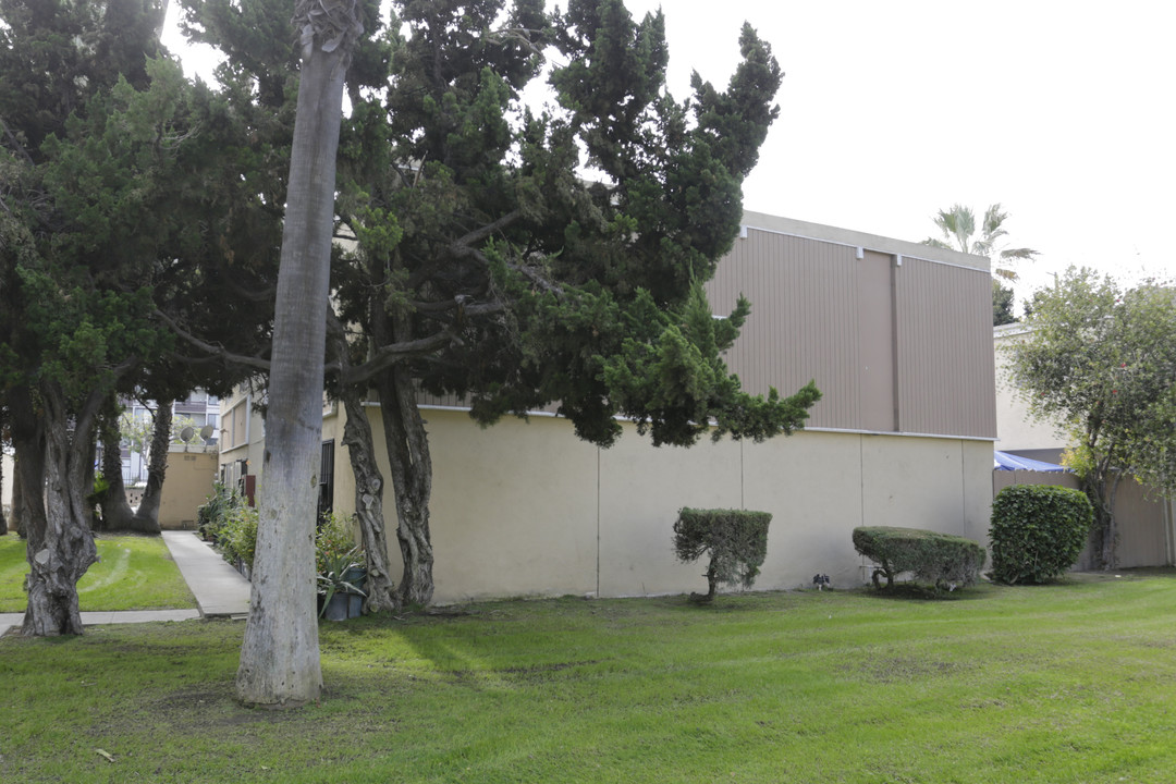 4008 W El Rancho Ave in Orange, CA - Building Photo