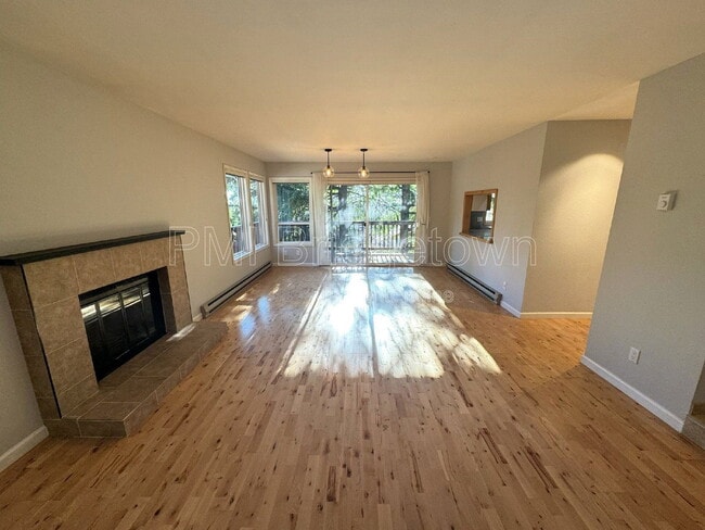 307 Cervantes Cir in Lake Oswego, OR - Building Photo - Building Photo