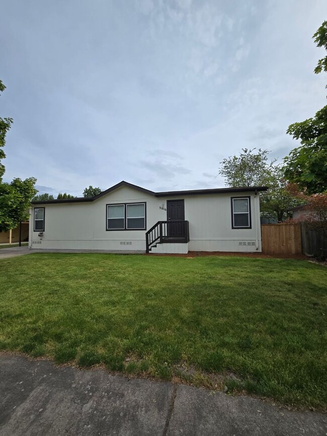 31816 Forsythia Ln in Tangent, OR - Building Photo - Building Photo