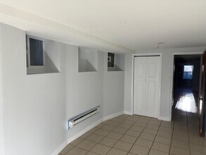 1221 S 52nd St in Philadelphia, PA - Building Photo - Building Photo