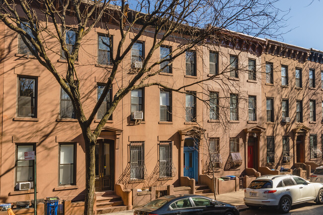 123 Saint Marks Pl in Brooklyn, NY - Building Photo - Building Photo