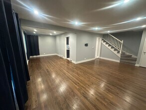 2543 Crawford Ave in Evanston, IL - Building Photo - Building Photo