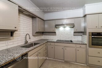 613 Evandale Dr in Bedford, TX - Building Photo - Building Photo