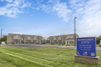 Normandy Lofts in Shippensburg, PA - Foto de edificio - Building Photo