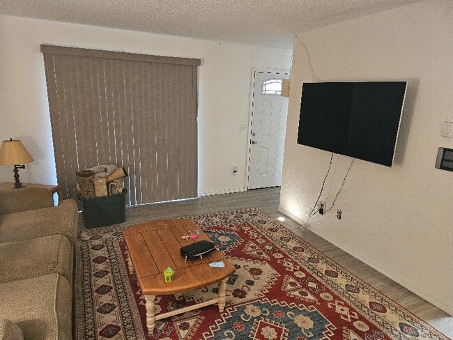6016 N Atlantic St in Spokane, WA - Building Photo - Building Photo