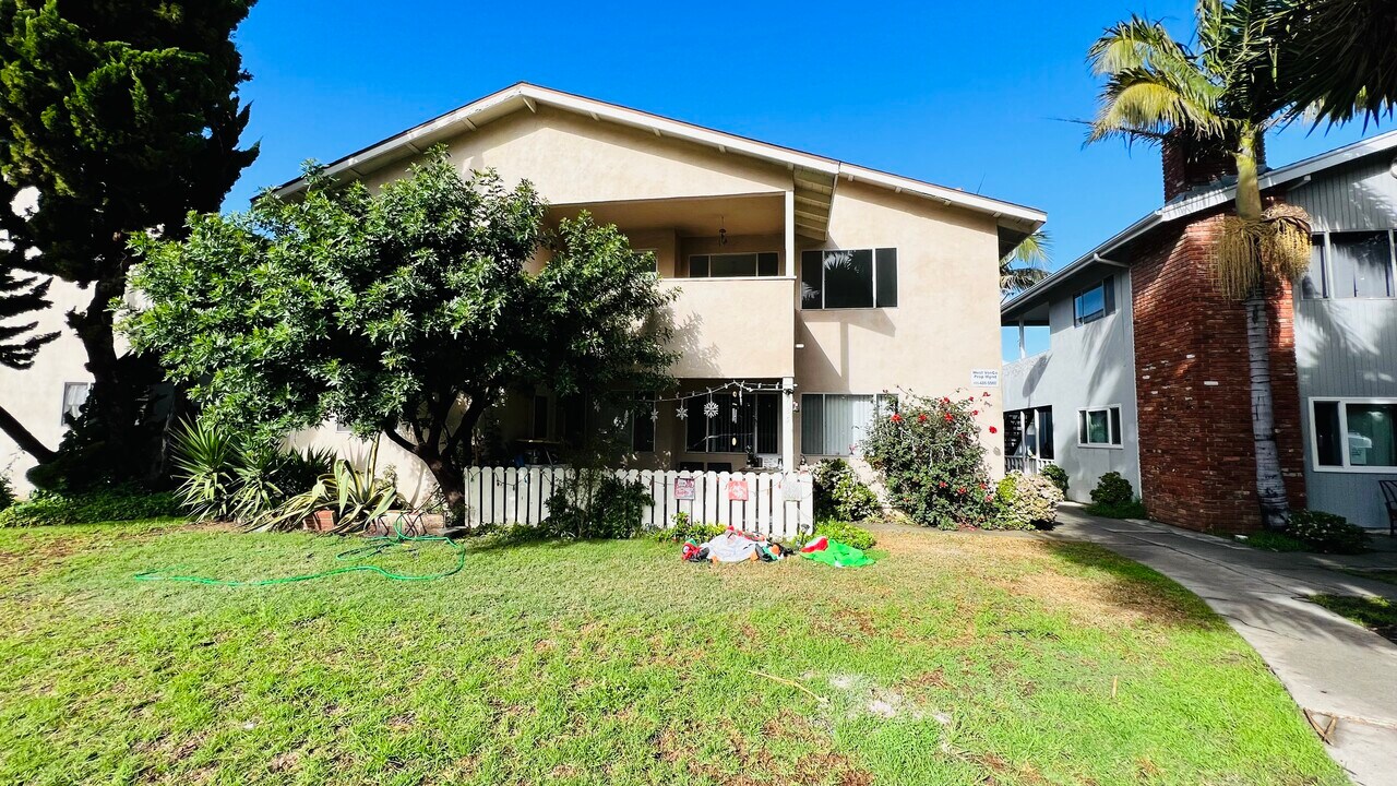 723 Ivywood Dr in Oxnard, CA - Building Photo