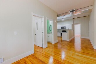306 W Wisconsin Ave in DeLand, FL - Building Photo - Building Photo