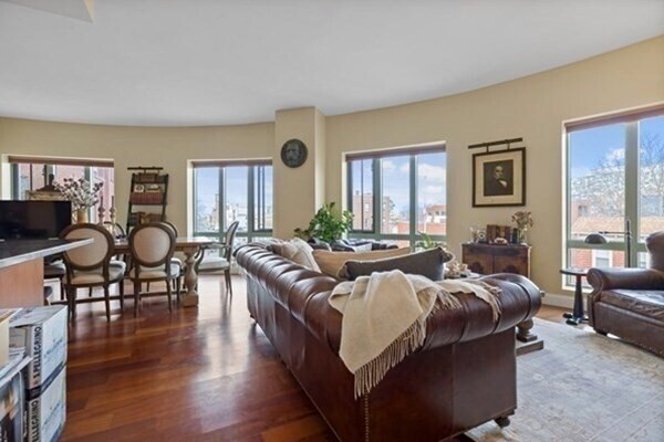 20 2nd St, Unit 425 in Cambridge, MA - Building Photo