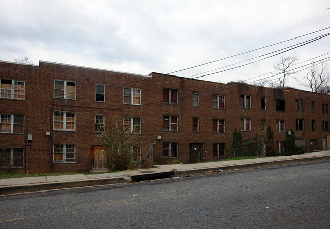 Buxton Condo in Washington, DC - Building Photo - Building Photo