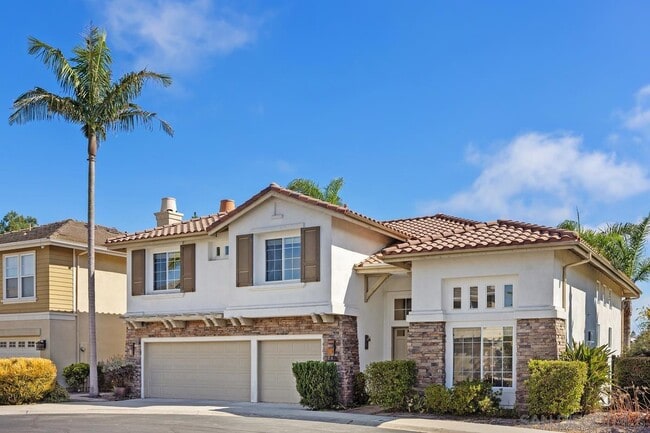 2475 Darlington Row in San Diego, CA - Building Photo - Building Photo