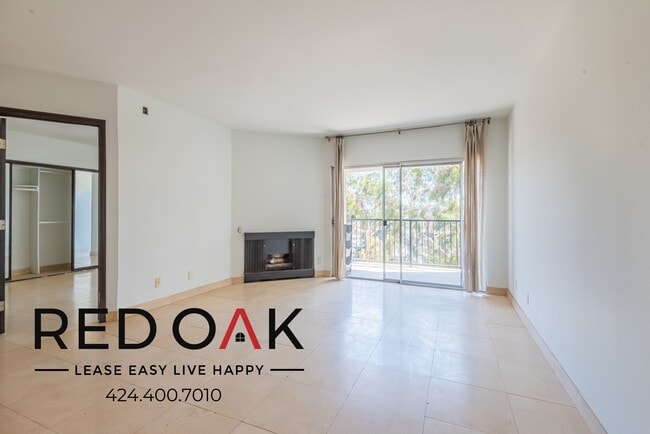 property at 3949 Los Feliz Blvd