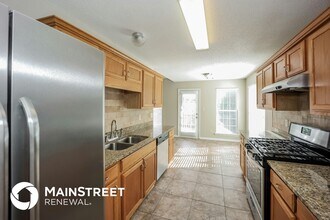 6555 Creekview Ct in Riverdale, GA - Foto de edificio - Building Photo