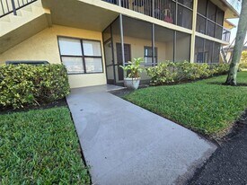 10023 Winding Lake Rd, Unit 104 in Sunrise, FL - Building Photo