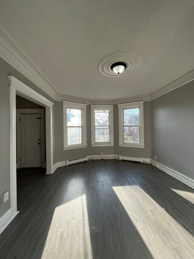 268 Dwight St, Unit 2 in Jersey City, NJ - Building Photo - Building Photo