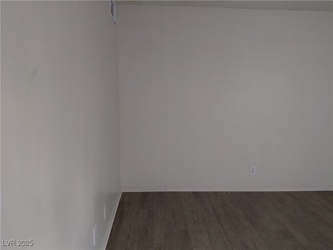 1336 N Jones Blvd in Las Vegas, NV - Foto de edificio - Building Photo