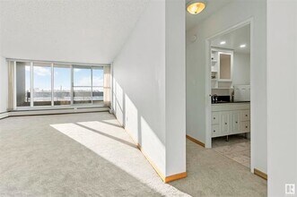 8745-8165 165 St NW in Edmonton, AB - Building Photo - Building Photo