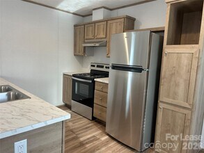 128 Gatewood Dr in Lawndale, NC - Building Photo - Building Photo