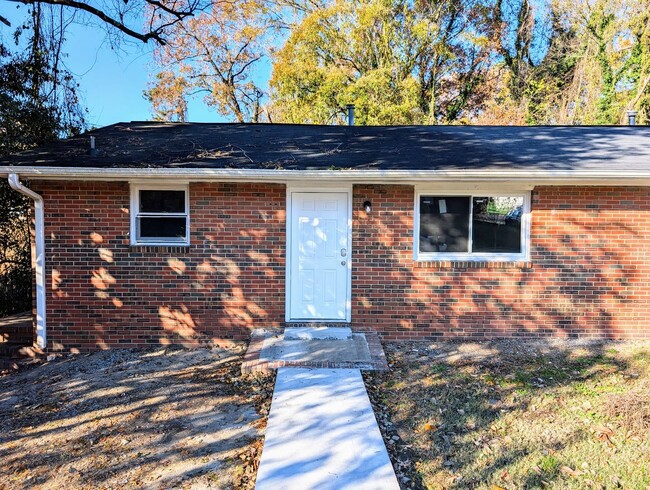 property at 1100 Rosedale Ave