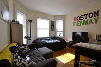 331 Faneuil St, Unit 3 in Boston, MA - Building Photo - Building Photo