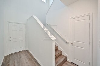302 Byron St in Fort Worth, TX - Foto de edificio - Building Photo