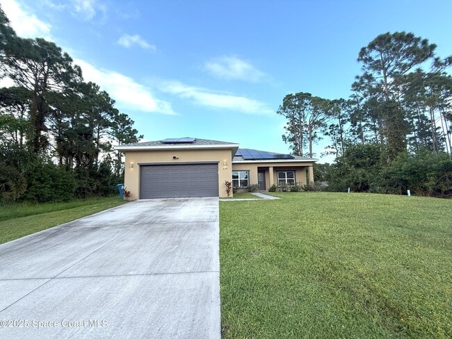 239 Brickell St SE
