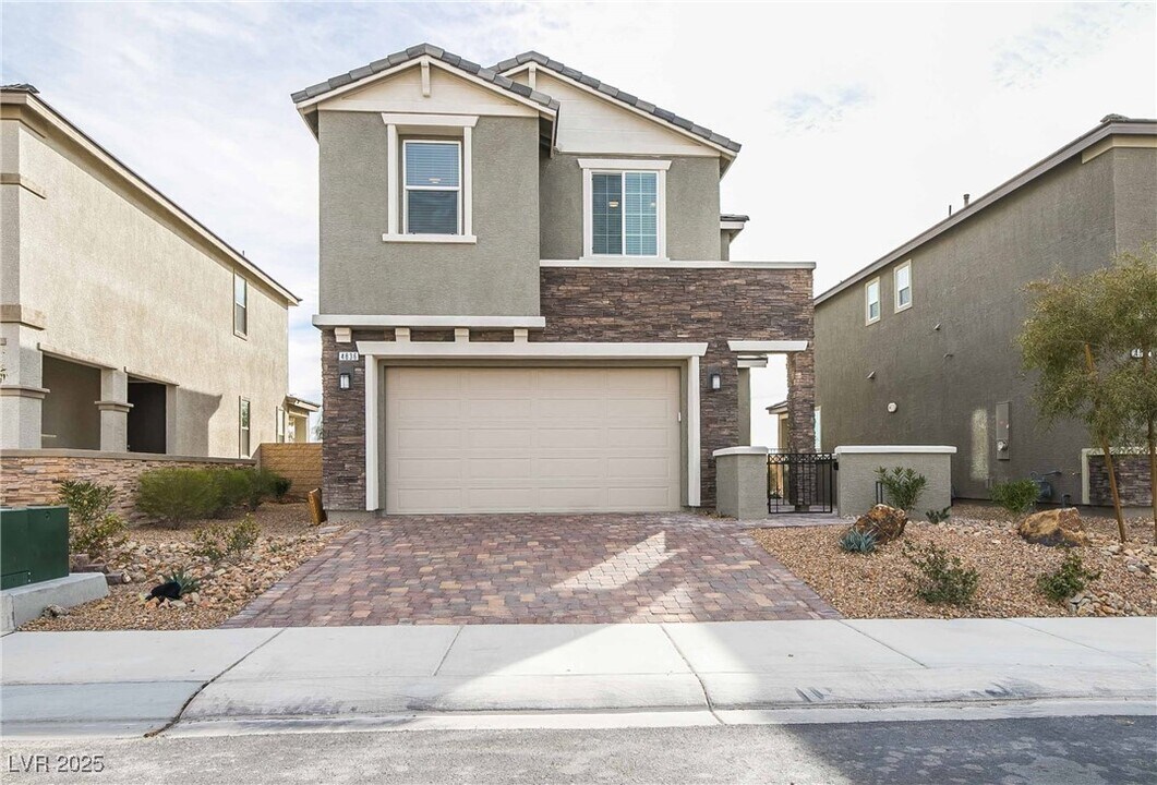 4836 SENSITIVE St in North Las Vegas, NV - Building Photo