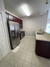 8201 Green Parrot Rd in Jacksonville, FL - Building Photo - Building Photo