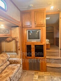 401 Gilliam Cir photo'
