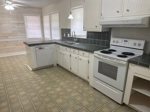 273 W Vineland Rd in Augusta, GA - Building Photo - Building Photo
