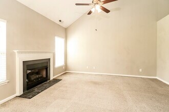 5805 Bridgeway Dr in Indian Trail, NC - Building Photo - Building Photo