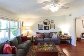 820 Chestwood Ave in Tallahassee, FL - Building Photo - Building Photo