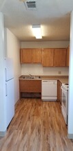 Cottonwood Estates Apartments in Casper, WY - Foto de edificio - Interior Photo