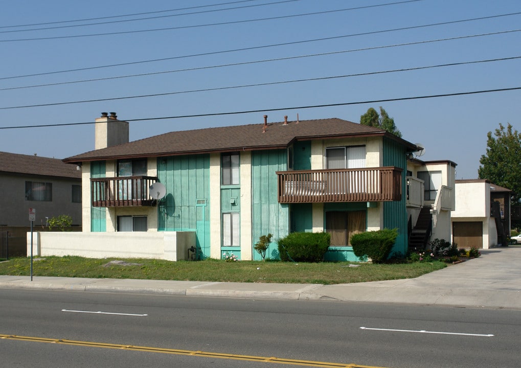 7801 Hazard Ave in Westminster, CA - Building Photo