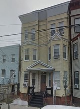 80 Webster Ave in Jersey City, NJ - Building Photo - Building Photo