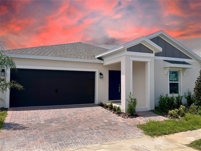 4915 Worchester Dr in Kissimmee, FL - Foto de edificio - Building Photo