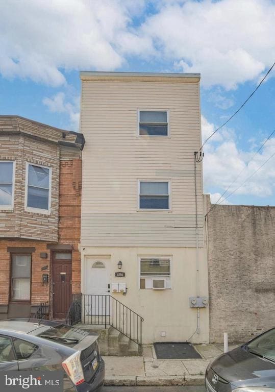 property at 406 Pierce St