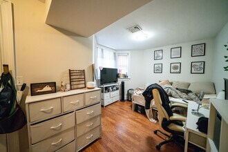 719 Parker St, Unit 1 in Boston, MA - Building Photo - Building Photo