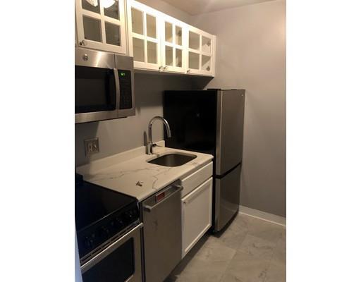 319 Dartmouth St, Unit 6