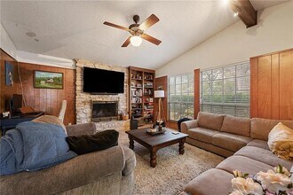 8109 Ceberry Dr in Austin, TX - Building Photo - Building Photo