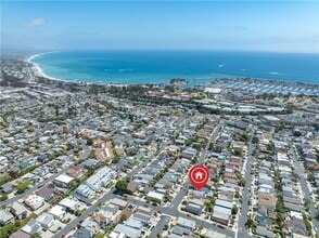 33895 Alcazar Dr in Dana Point, CA - Foto de edificio - Building Photo