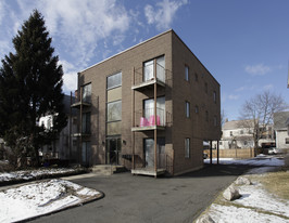 62 4th St Apartamentos