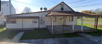 2438 Mifflin St in Lebanon, PA - Building Photo