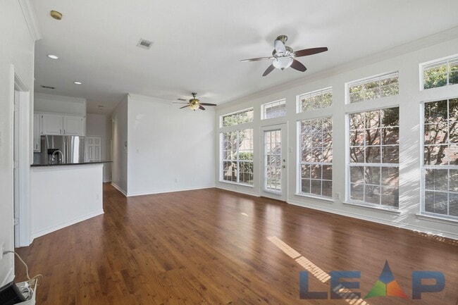 8704 Moss Hill Rd in Irving, TX - Building Photo - Building Photo