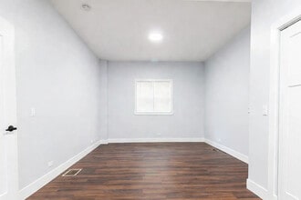 932 N Richmond St, Unit 1F in Chicago, IL - Building Photo - Building Photo