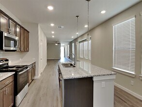 2411 Foster Hl Rd in Richmond, TX - Building Photo - Building Photo