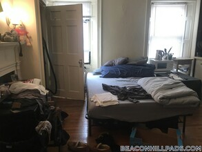 90 Myrtle St in Boston, MA - Building Photo - Building Photo