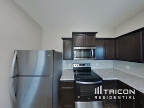 1517 Millennium Dr in Crowley, TX - Building Photo - Building Photo